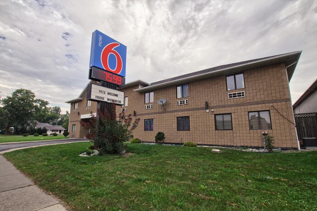 6-windsor, On Hotel